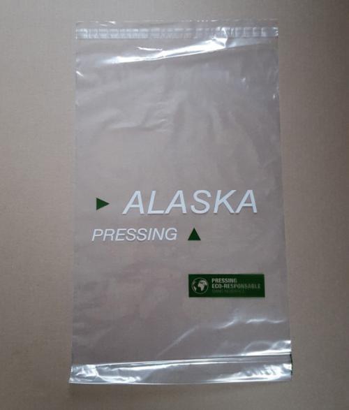Comment fabrique-t-on un sac pressing ?